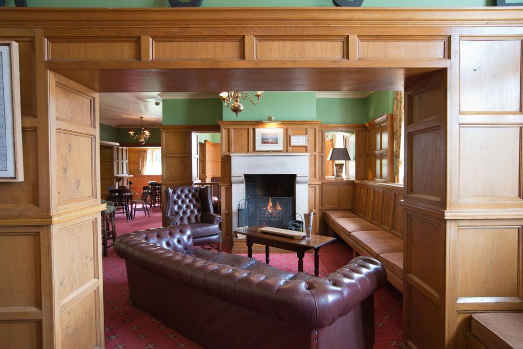 Rose Of York Hotel Richmond  Exterior photo